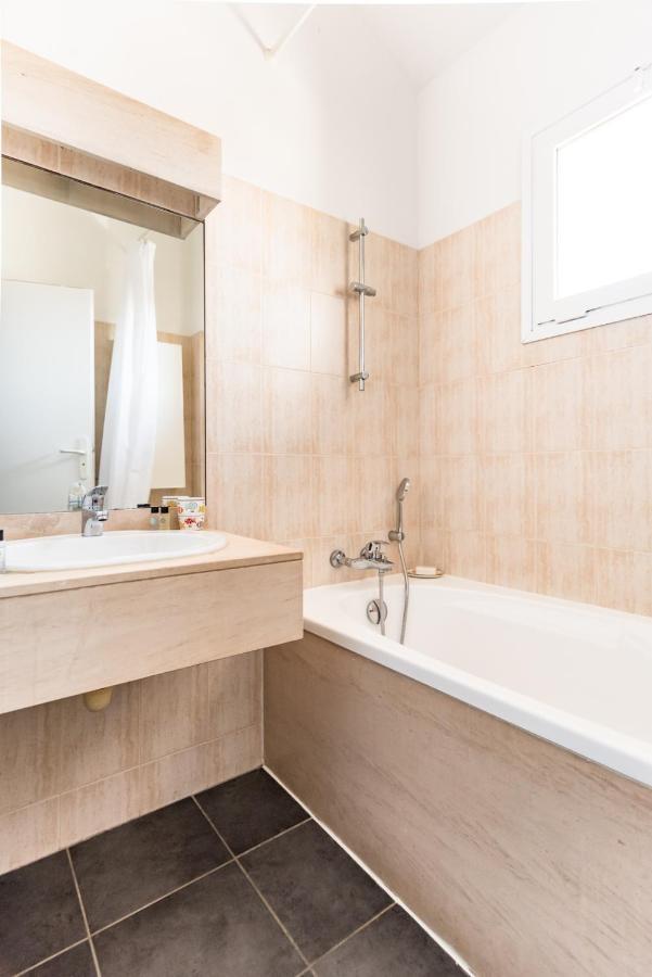 Appartement SUR PILOTIS☆ 4PERS ☆vue incroyable sur le bassin à Gujan-Mestras Extérieur photo