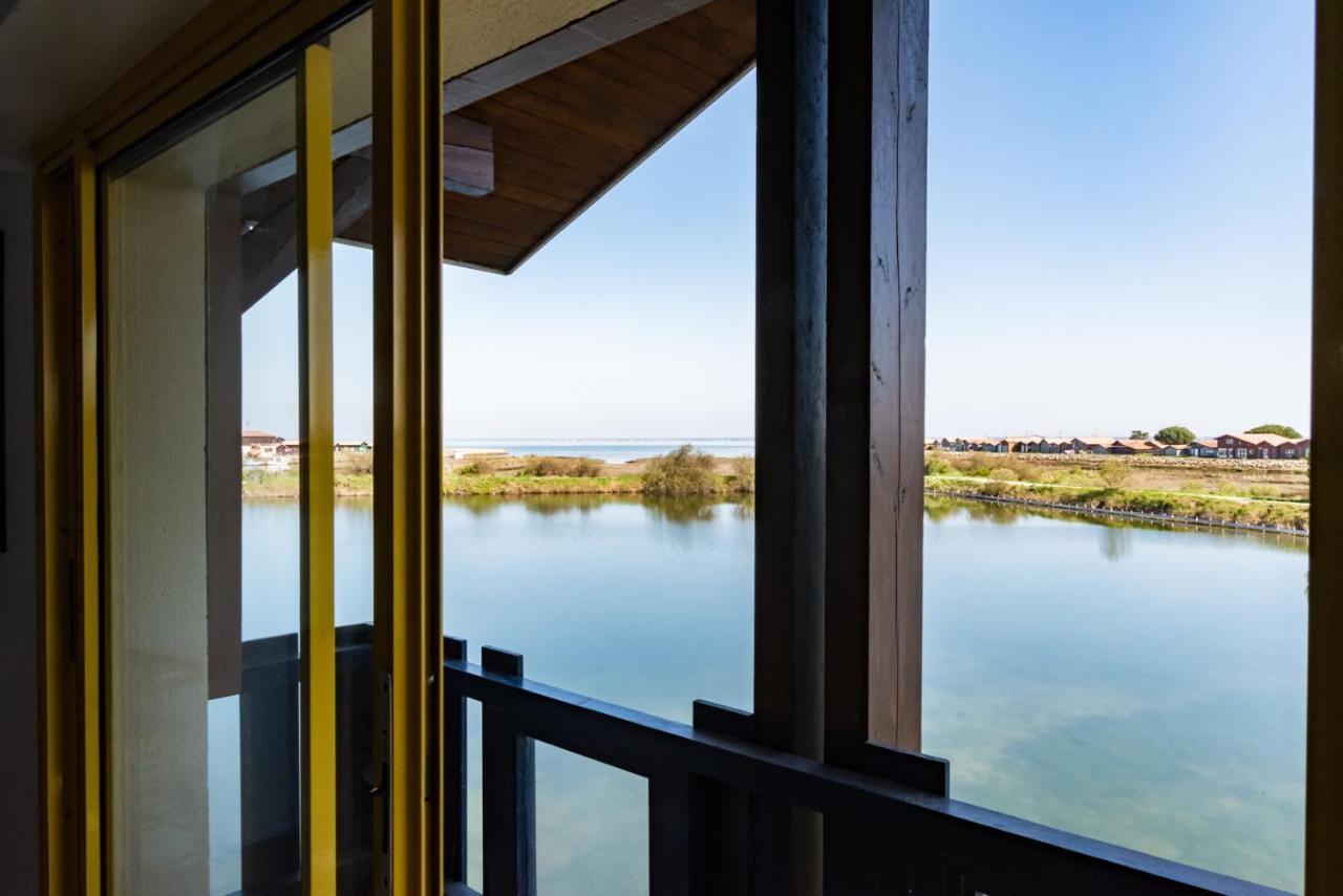 Appartement SUR PILOTIS☆ 4PERS ☆vue incroyable sur le bassin à Gujan-Mestras Extérieur photo